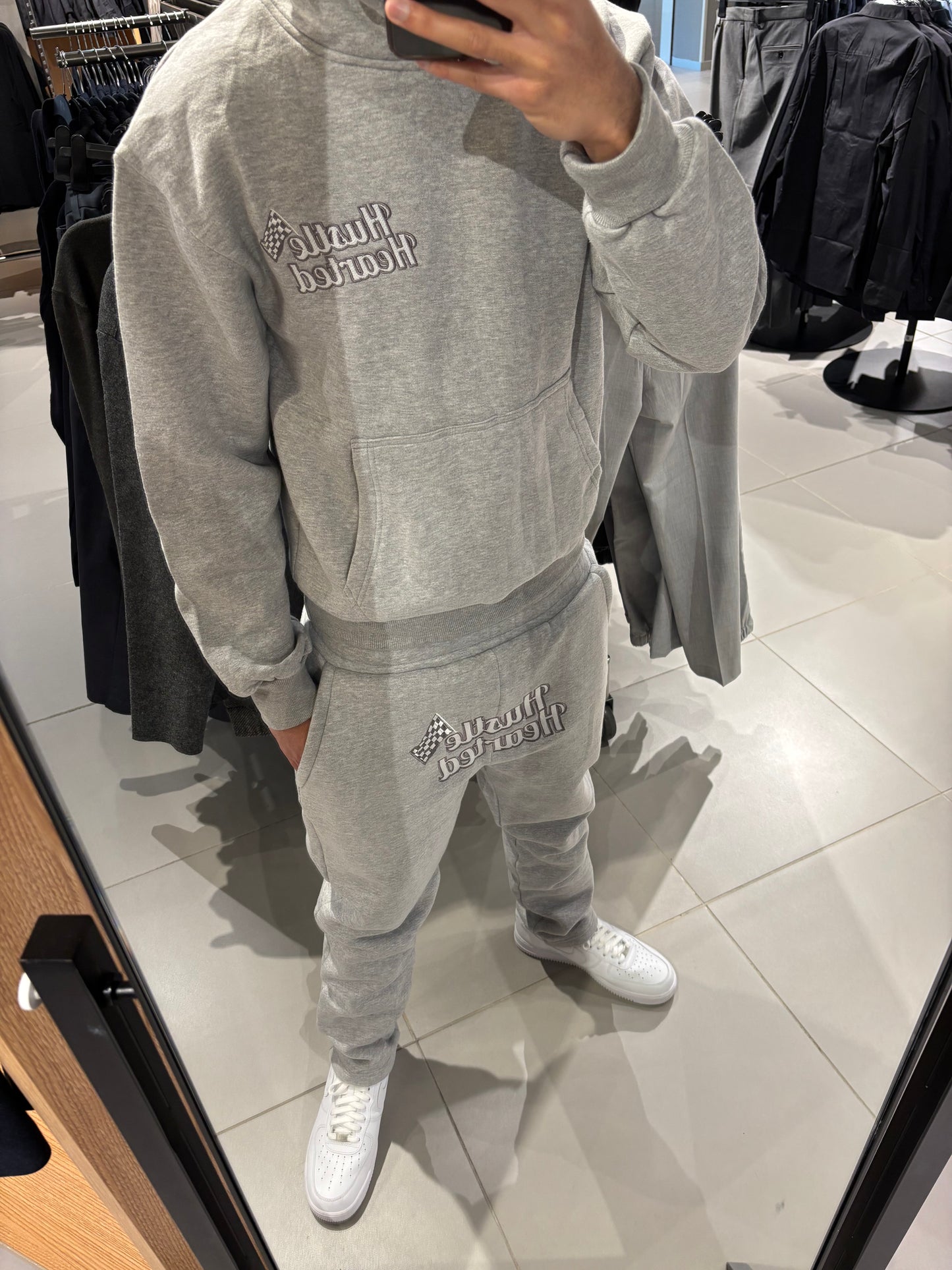 HH ‘WOLF GREY’ JOGGERS